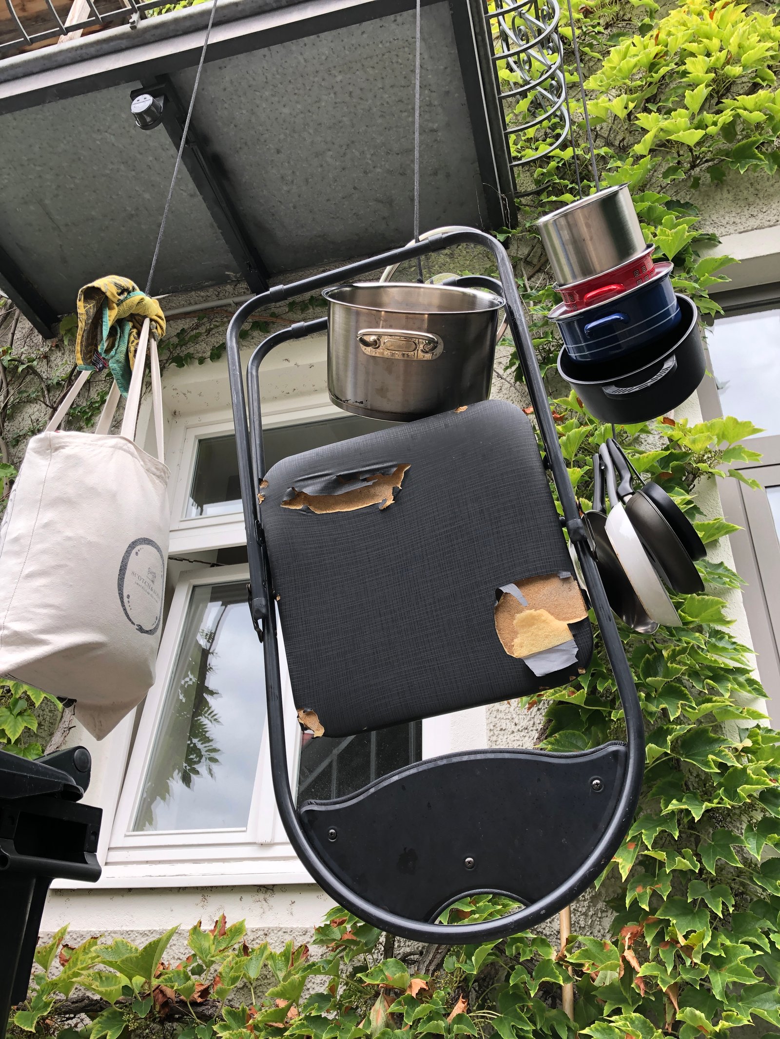 zum trocknen aufgehängt